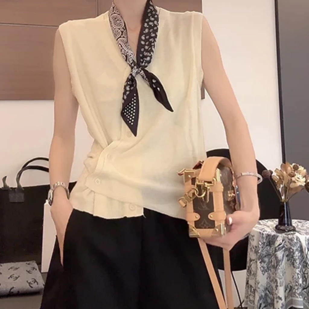 设计感单排扣马甲无袖T恤女夏季2025新款通勤纯色不规则下摆上衣