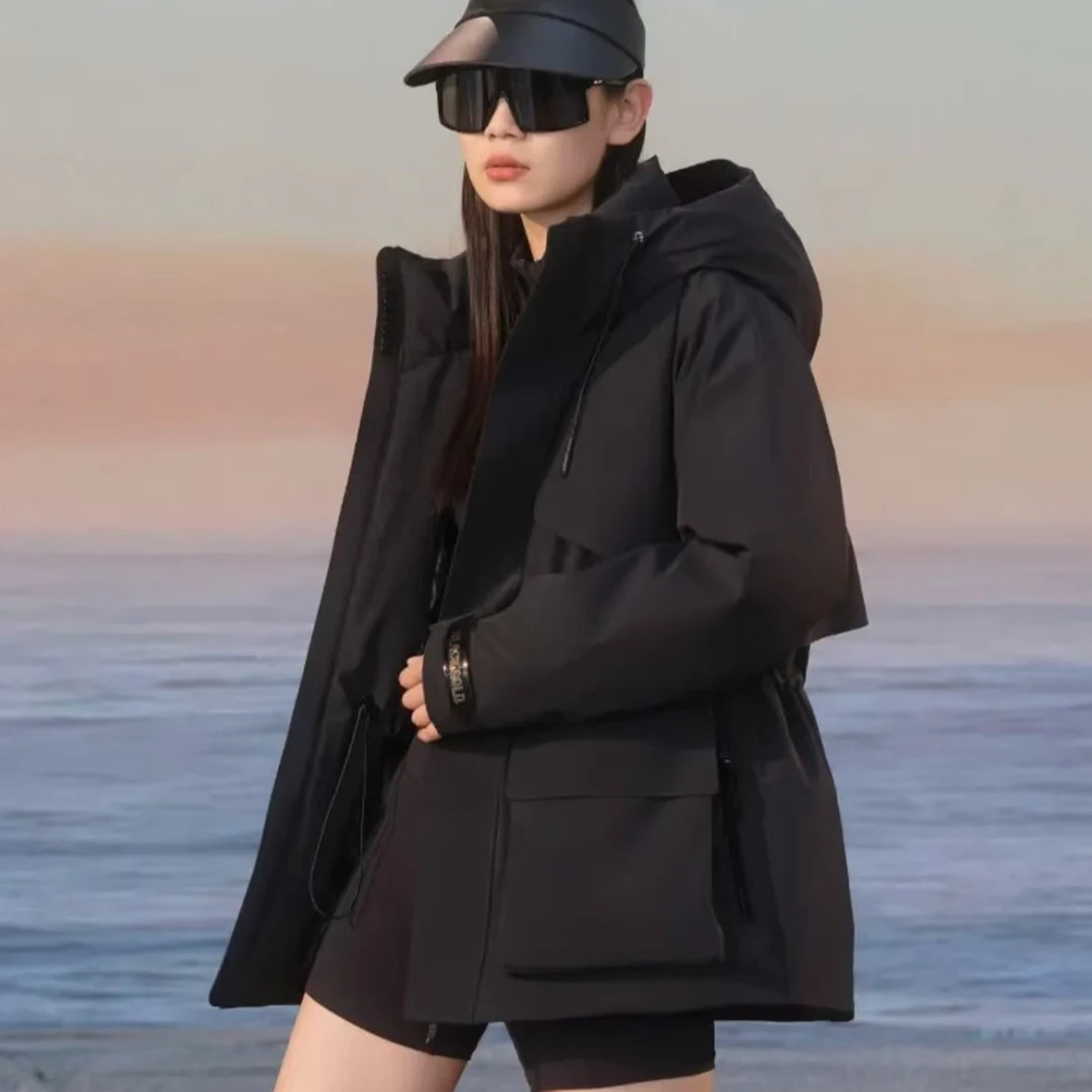 2025年明星同款奢华黑金鹅绒服风壳户外收腰男女同款派克冲风衣