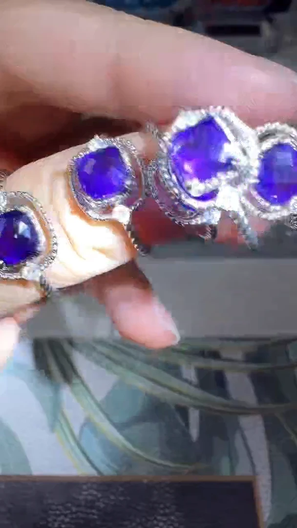 合金戒指水晶矿坑两个