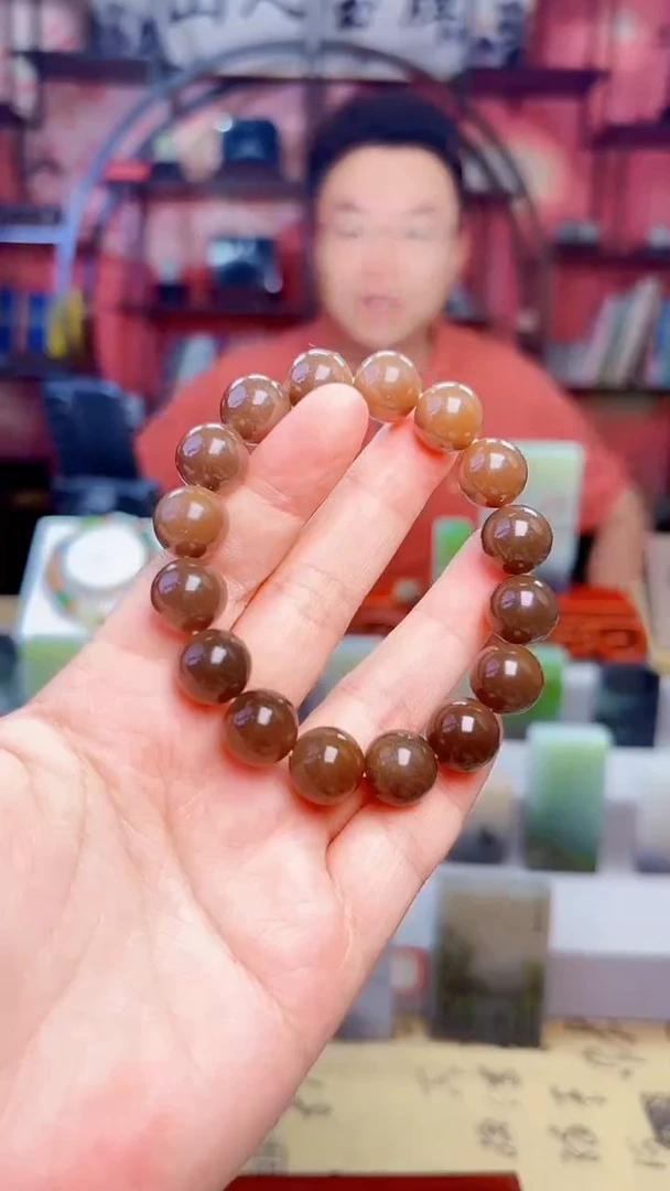 和田玉未镶嵌把件100