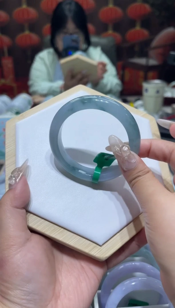 翡翠手镯未镶嵌00000007