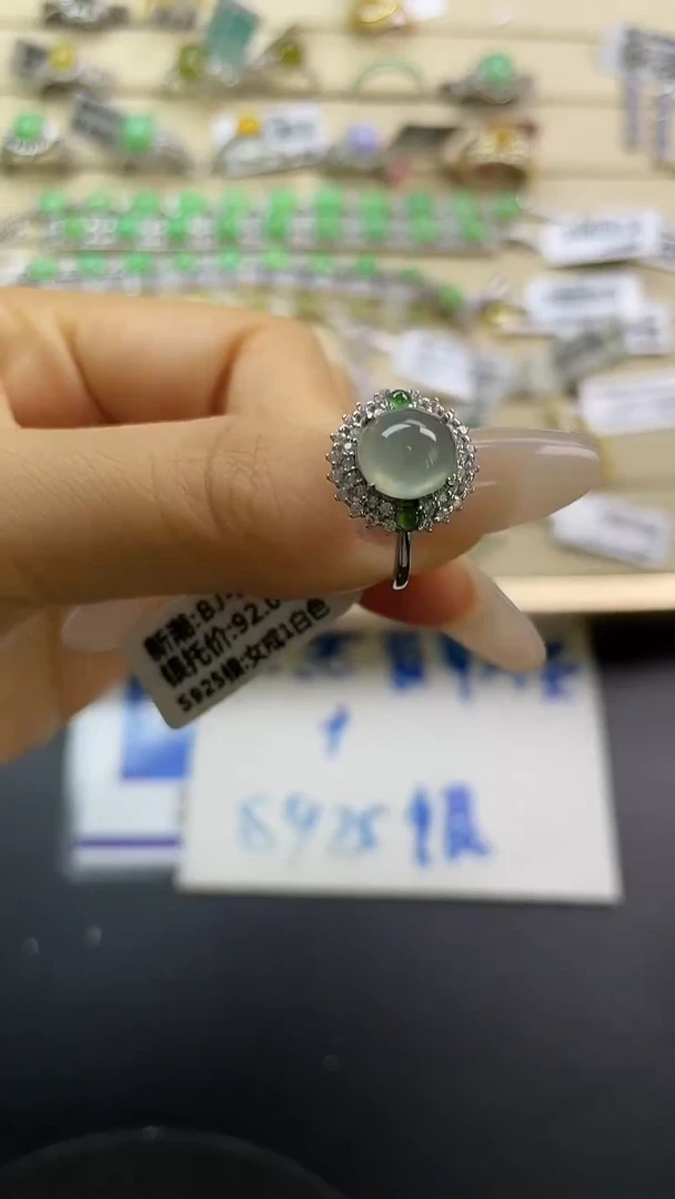 银S925镶嵌戒指翡翠翡翠 蛋面 银S925镶嵌