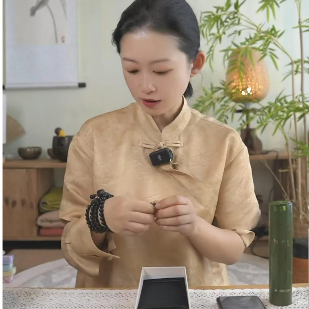 国风新中式斜襟盘口炒色立领上衣春季新款