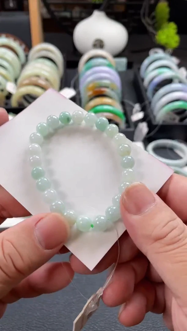 【闪购商品】翡翠手链未镶嵌有纹裂