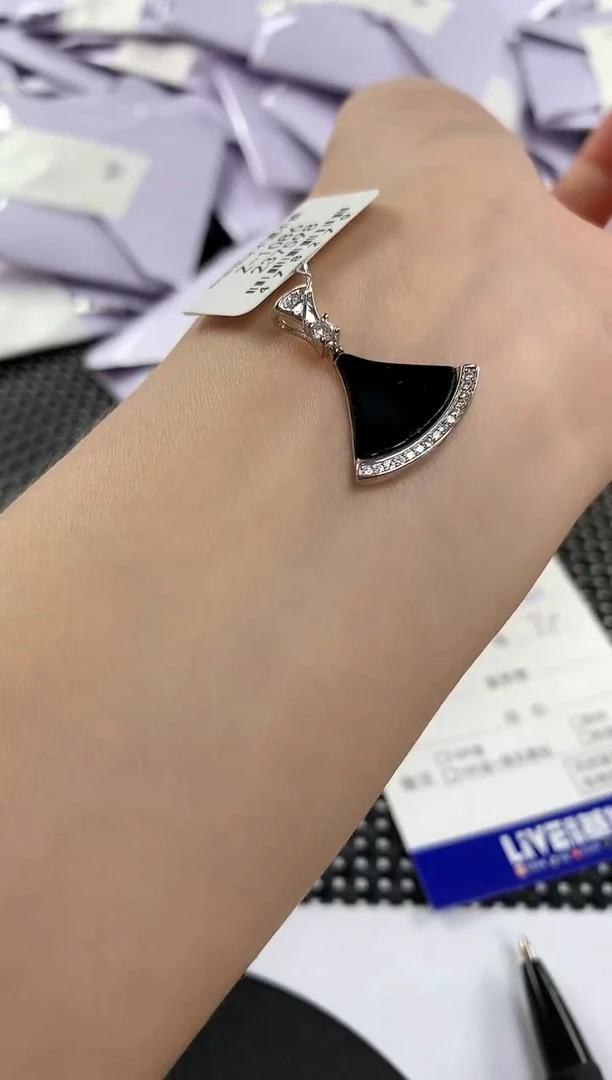 颈饰银S925镶嵌翡翠小*粒14