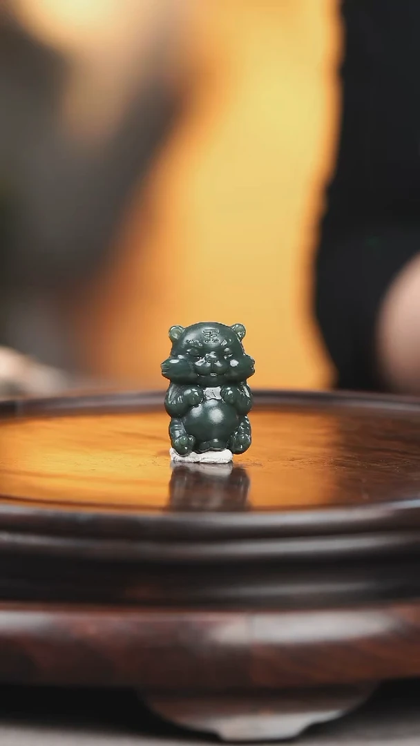 未镶嵌和田玉把件