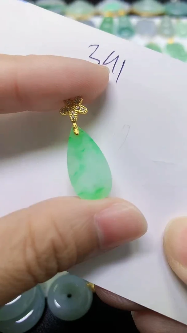 翡翠未镶嵌颈饰天然自然緬甸A貨翡翠B