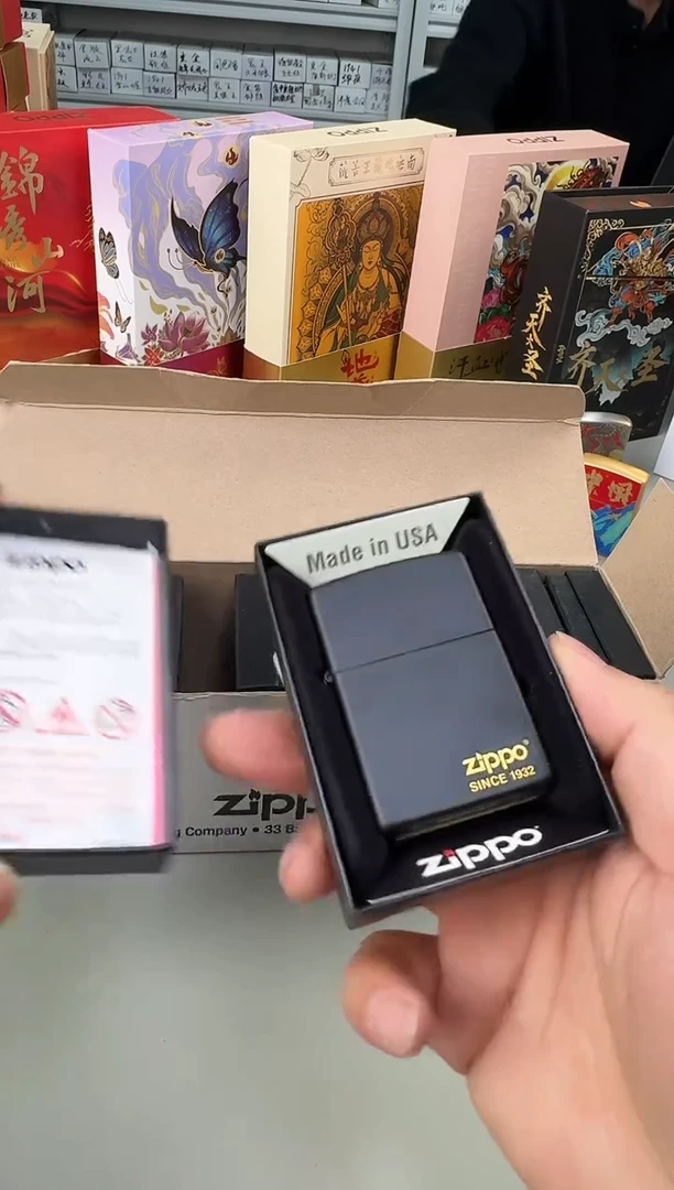 铜218-C-000016黑哑漆-年份商标