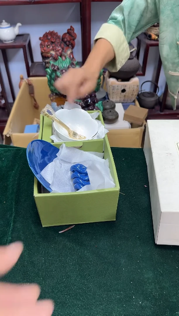 中古物品，默认微瑕152