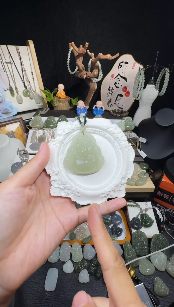 颈饰未镶嵌和田玉白****)45高冰佛公