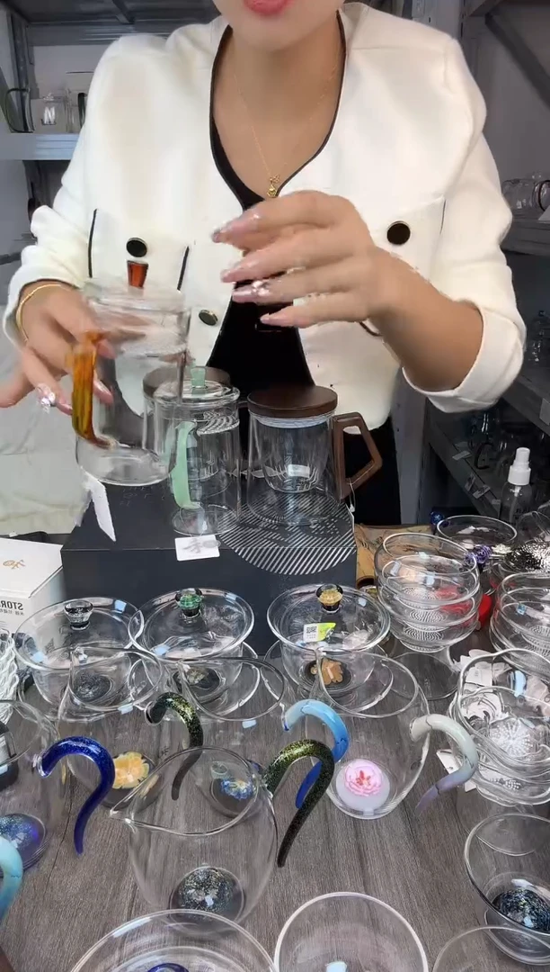 手工艺品玻璃禾器 简尚杯 琥珀色