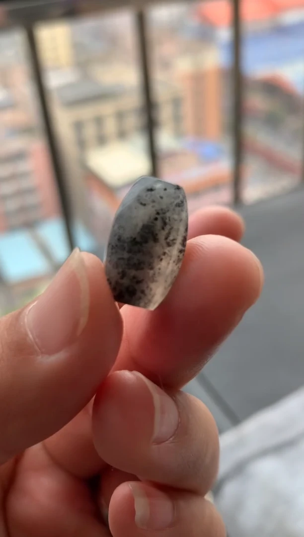 【闪购商品】定制翡翠未镶嵌乌鸡扁珠600+60