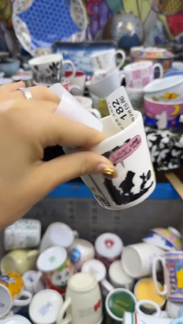 瓷片晓****?瓷色工艺品品品品182