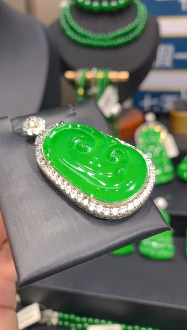 颈饰银S925镶嵌翡翠34一季