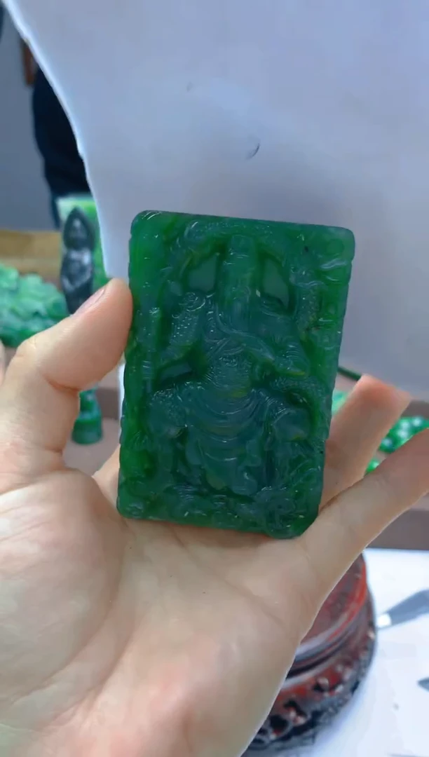 【闪购商品】和田玉（碧玉）吊坠(赠链)未镶嵌1