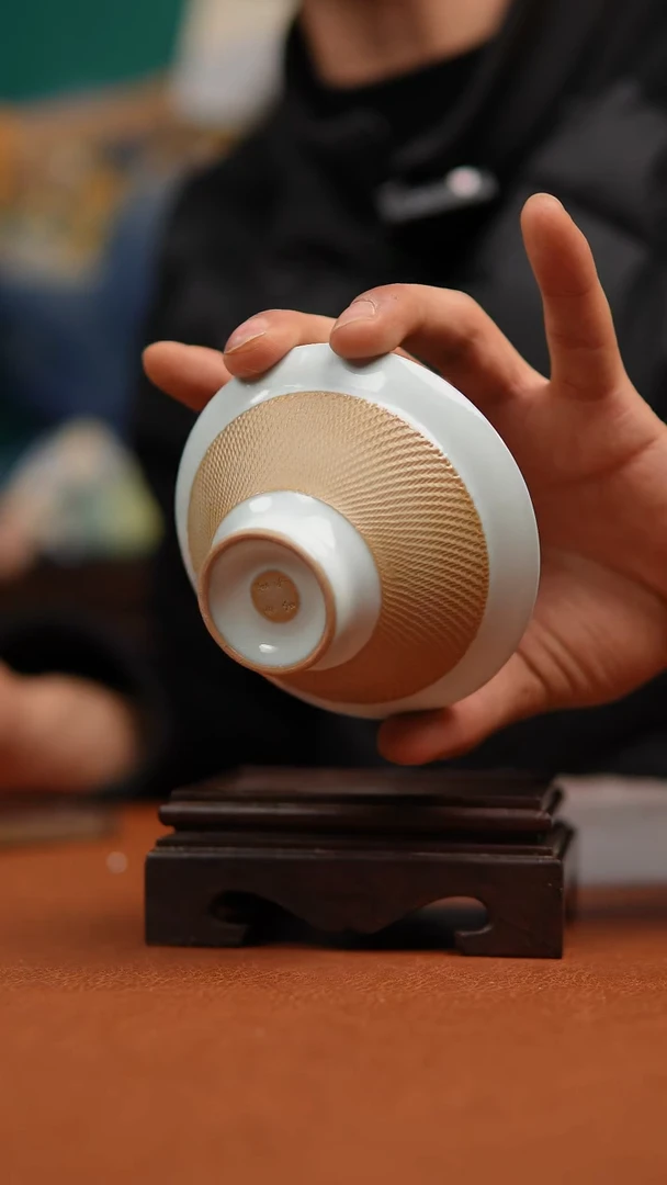 【闪购商品】瓷片原产地原矿月白跳刀斗笠微瑕福利