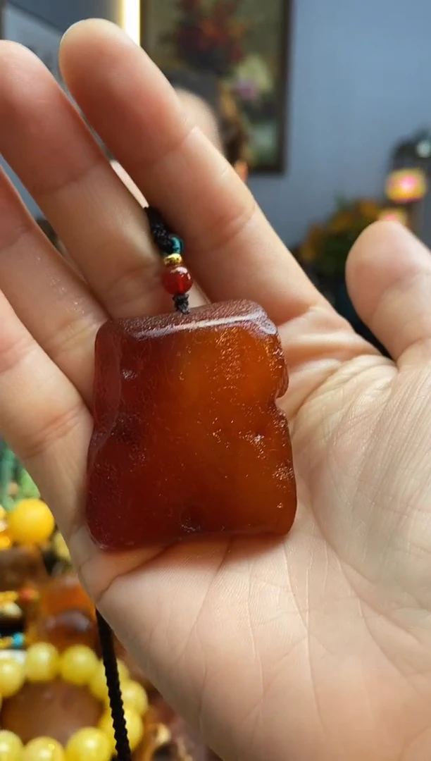 琥珀颈饰未镶嵌吊坠