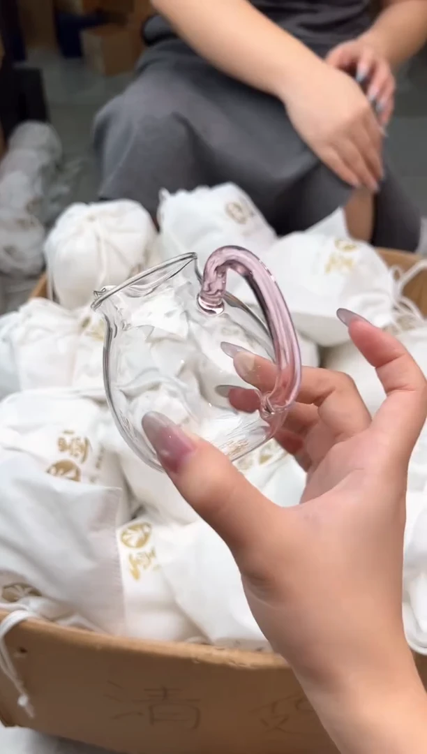 禾墨清乐浅粉色