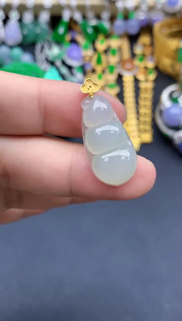 颈饰18K金镶嵌翡翠261-中国好珍宝