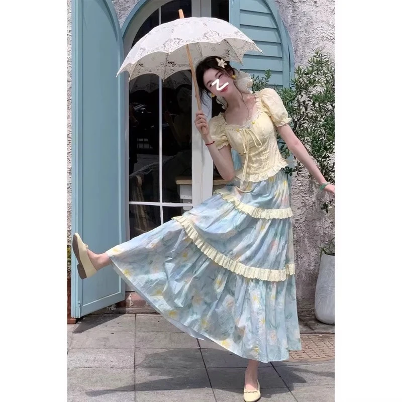 2025夏季法式扎染刺绣印花方领收腰甜美连衣裙套装