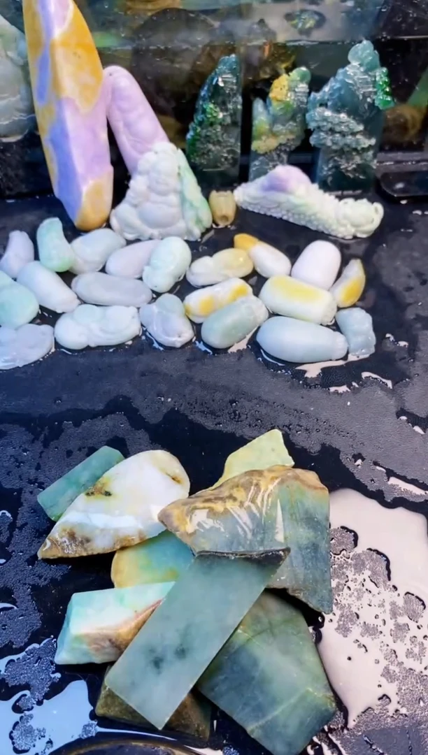 颈饰未镶嵌翡翠天然翡翠145