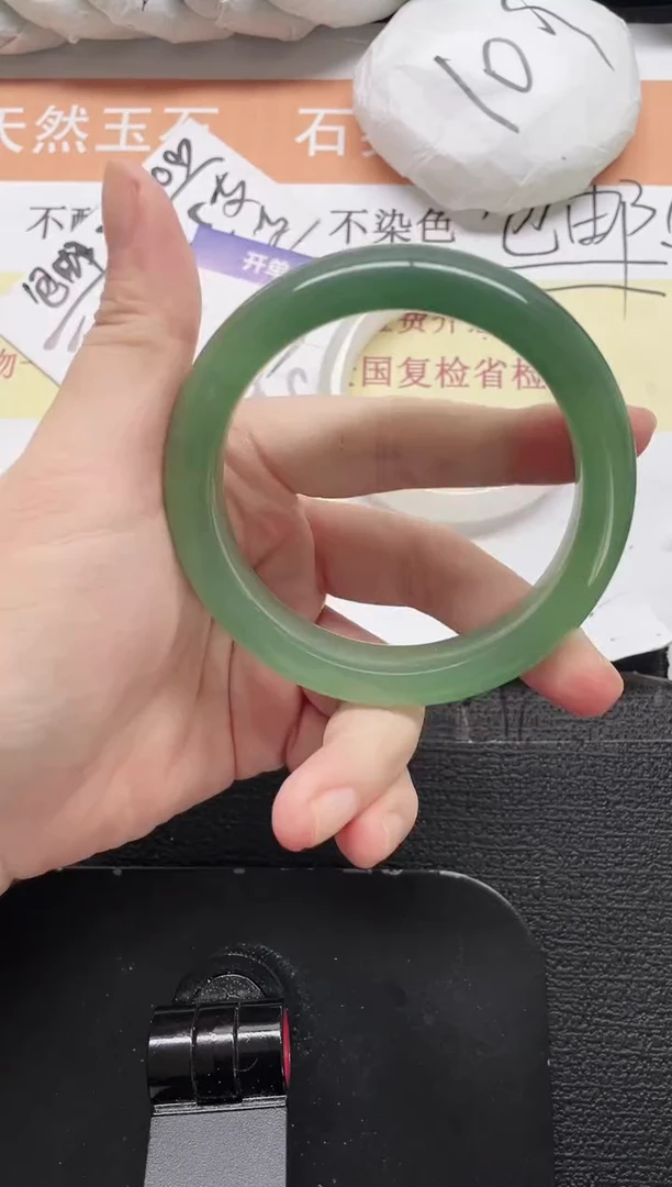 未镶嵌手镯石英质玉42-62