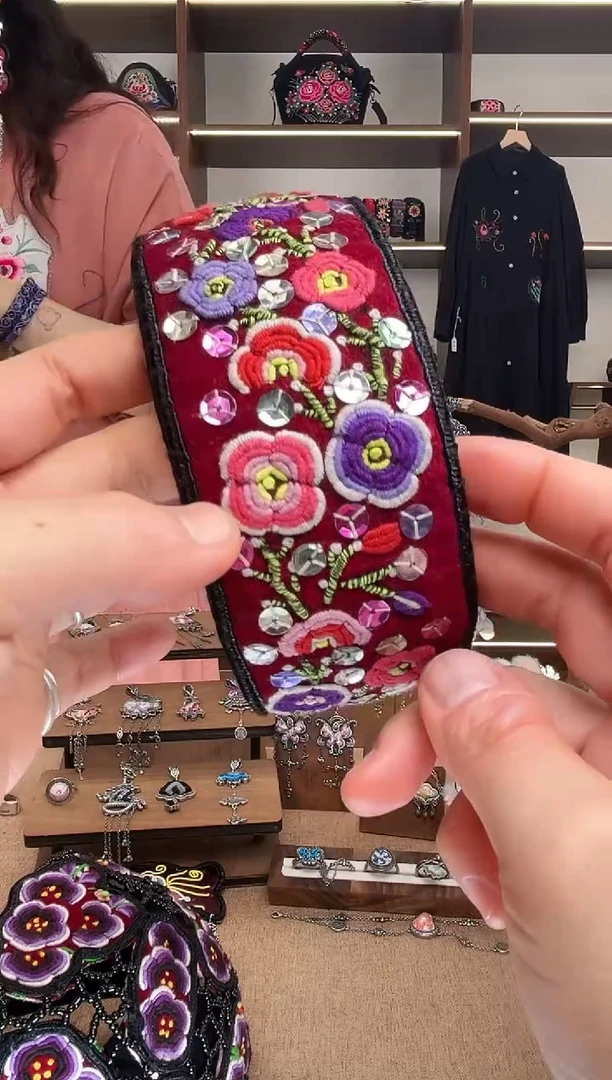 织绣A58 黔东南苗族刺绣