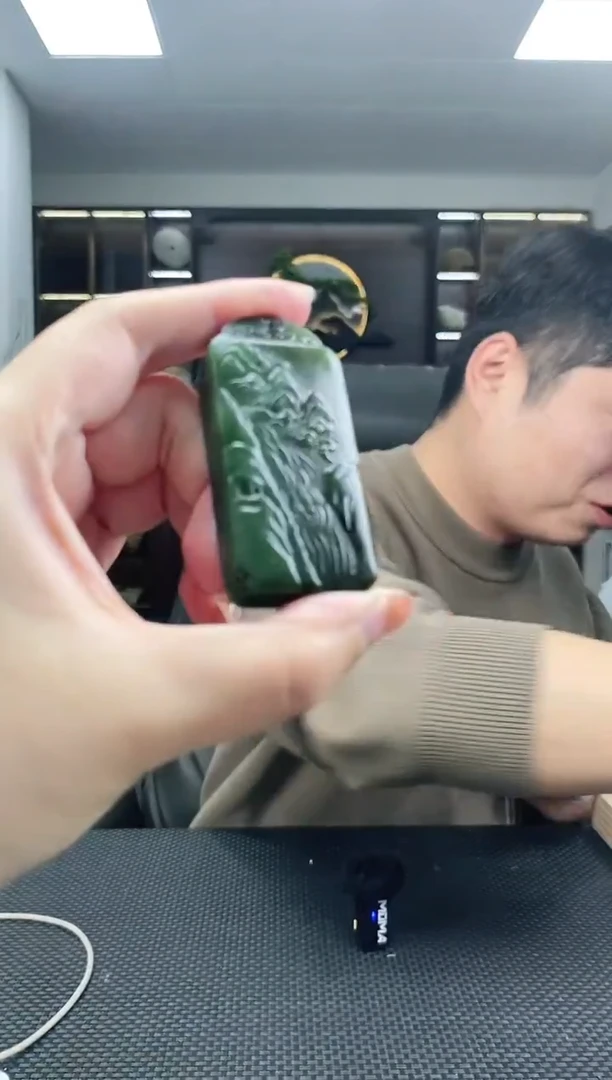 颈饰未镶嵌和田玉2