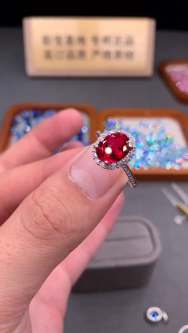银S925镶嵌戒指红宝石2222