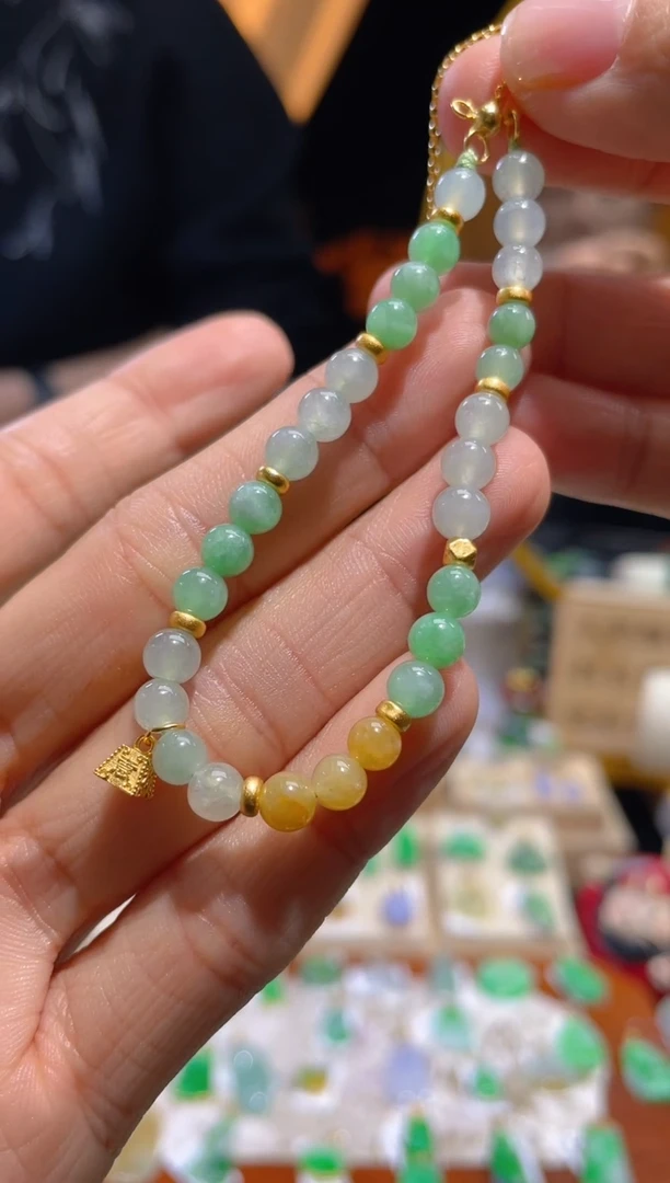 【闪购商品】翡翠颈饰未镶嵌假一赔三
