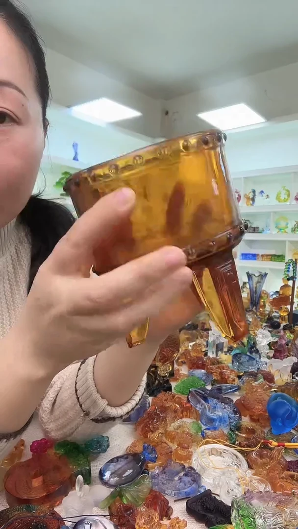 手工艺品琉璃香炉