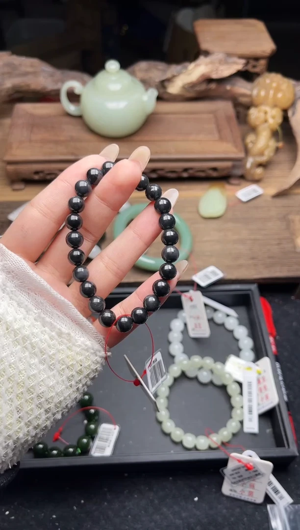 未镶嵌手串和田玉卡8新疆墨玉青花 圆珠 9016175