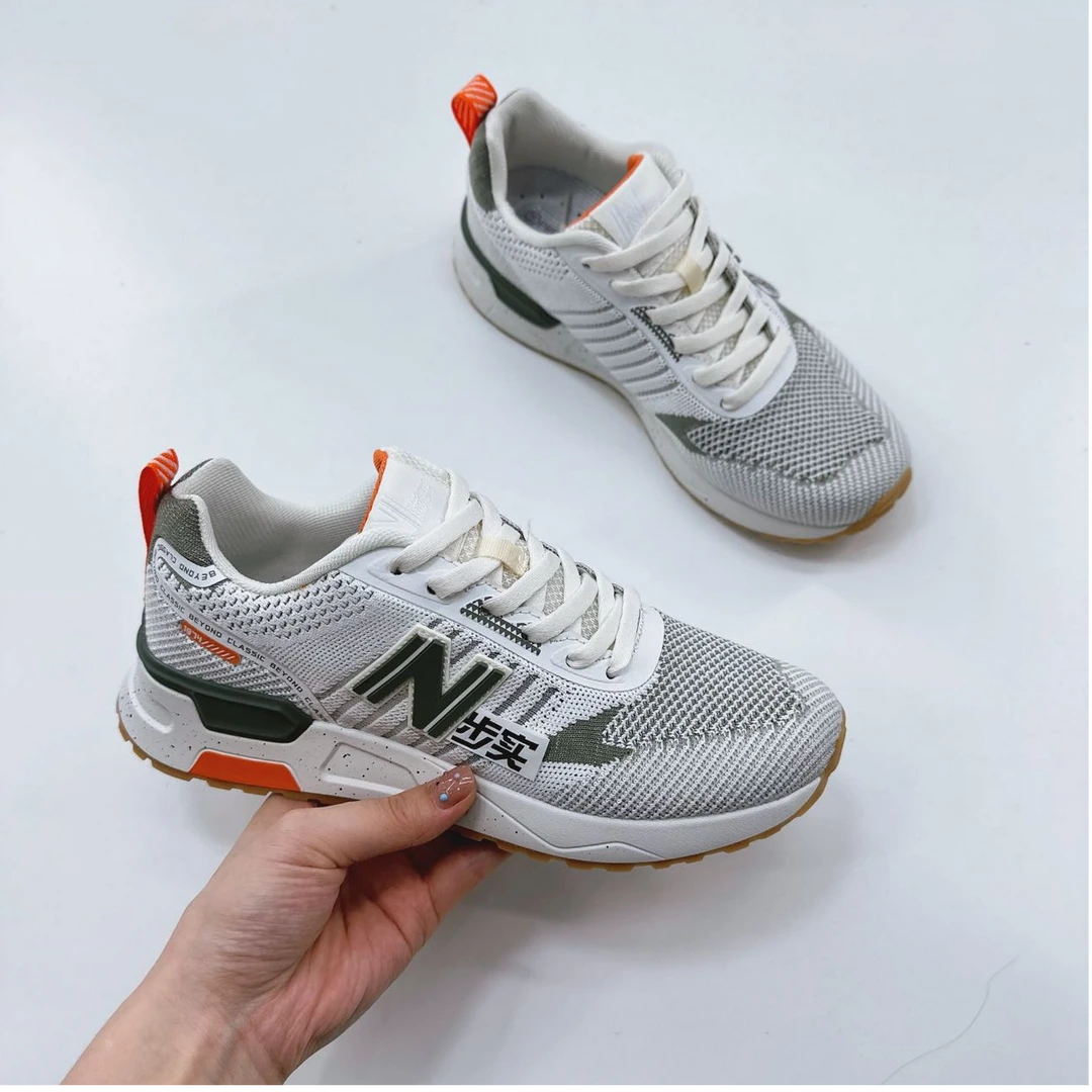 80003高端专享四季款舒适运动鞋米白绿（成人运动鞋）