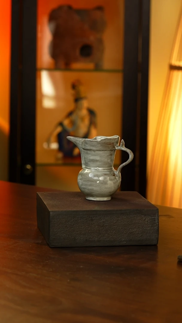 灰色小公道杯....