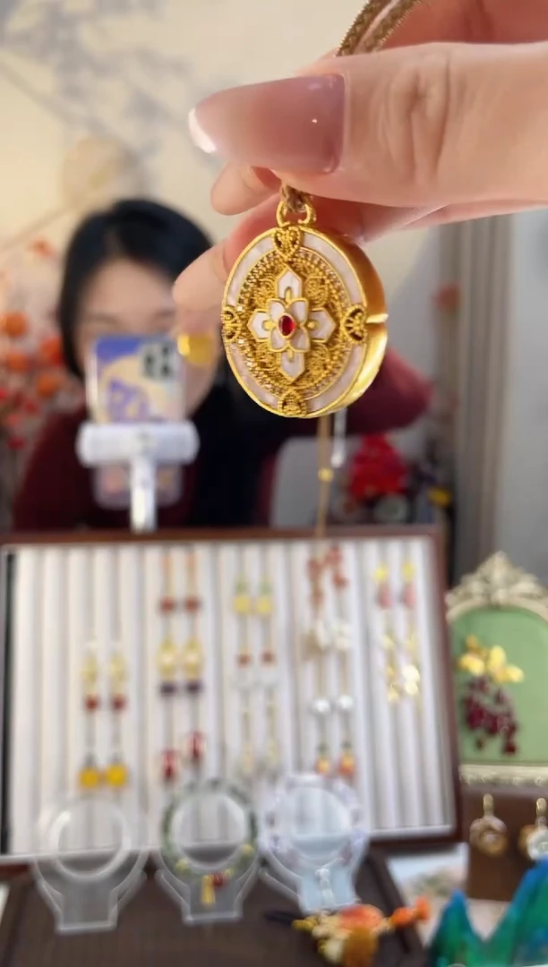 铜合金无铜合金无白色贝罗盘项链