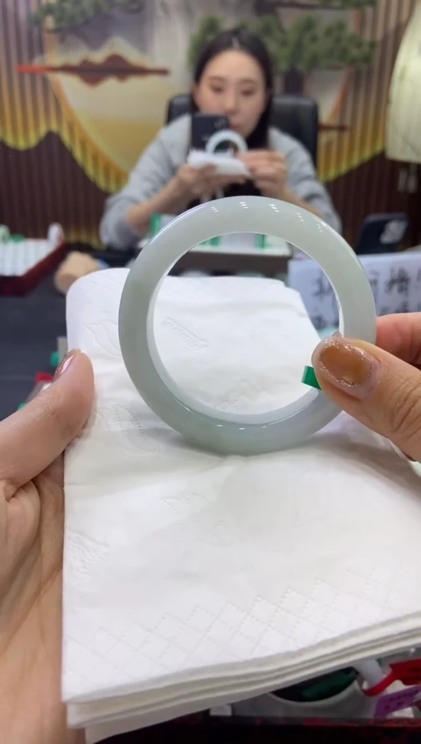 未镶嵌手镯翡翠0009282