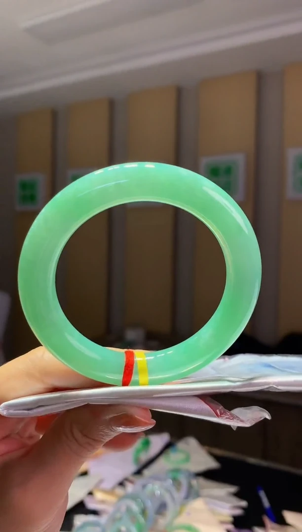 未镶嵌手镯翡翠- C78圈口