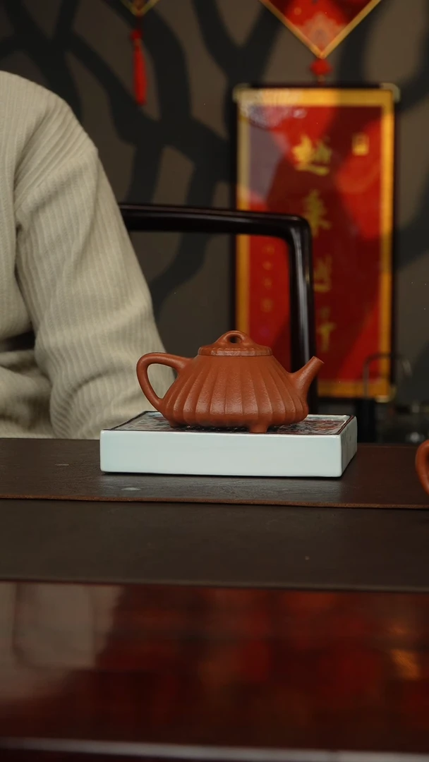 【闪购商品】紫砂茶壶大红泥筋纹子冶