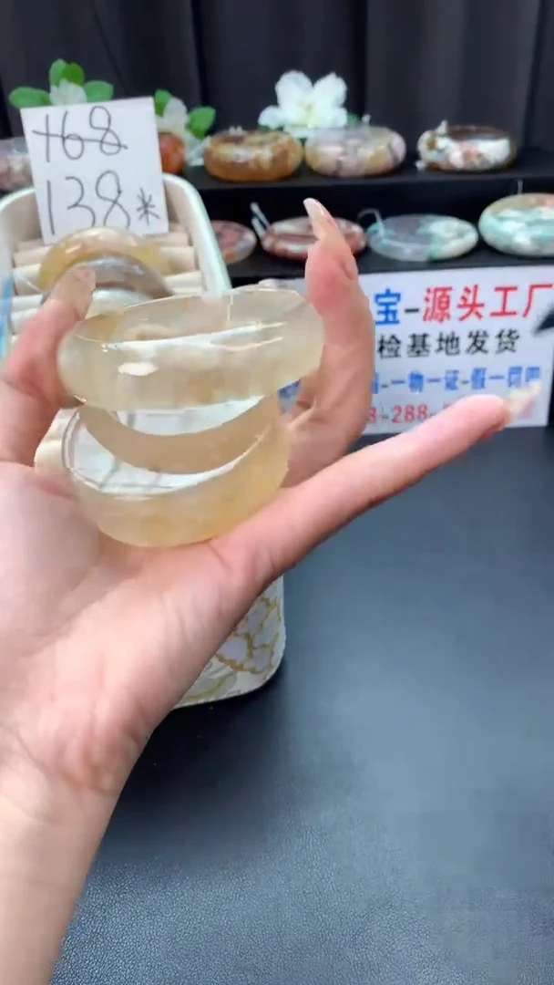 未镶嵌手镯石英质玉（55+圈口）赠送镯心