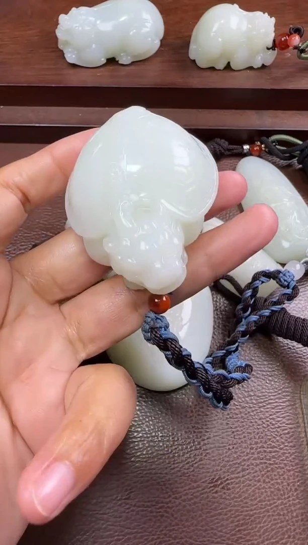 和田玉未镶嵌挂件和田玉挂件