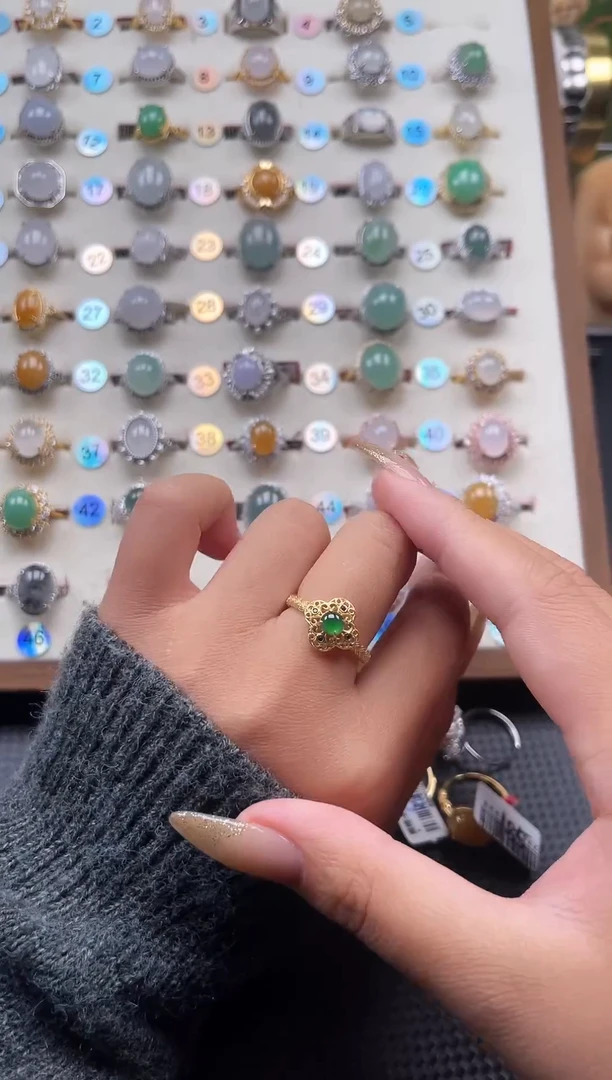 【闪购商品】翡翠戒指银S925镶嵌天然A货翡翠戒指