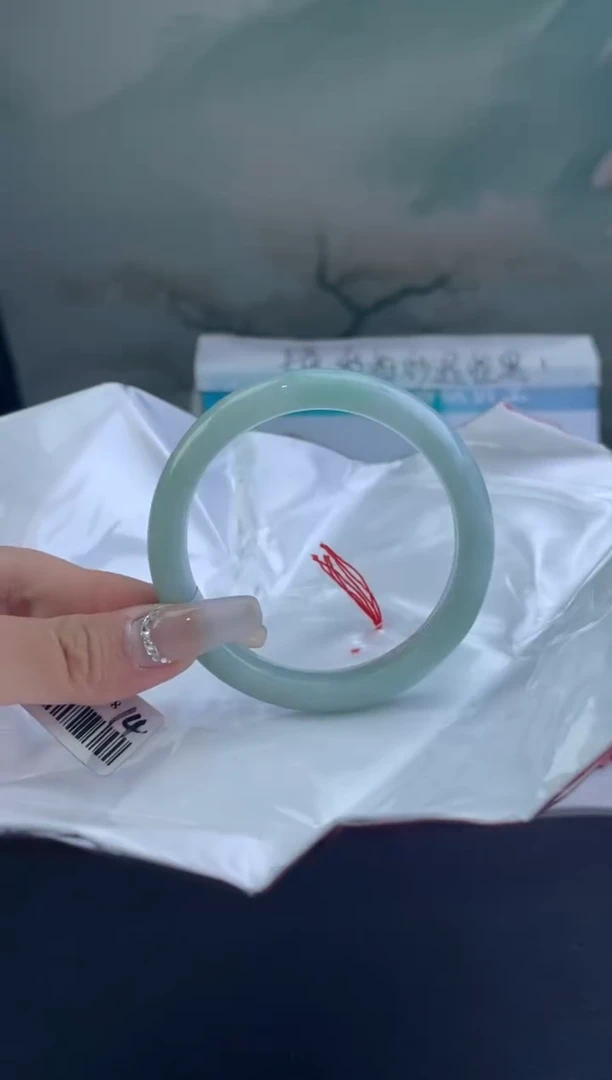 翡翠手镯未镶嵌7翡翠手镯