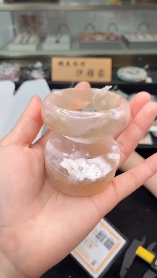 未镶嵌手镯石英质玉57圈口（赠品镯心）13885010