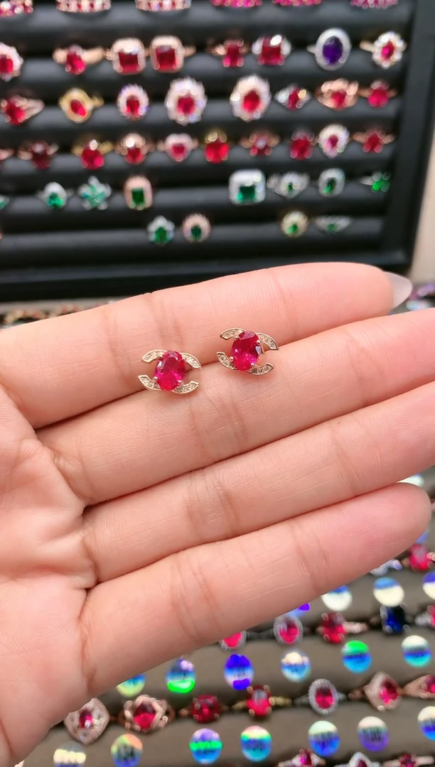 【闪购商品】红宝石耳饰银S925镶嵌1
