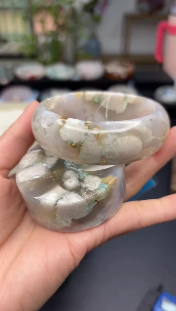 【闪购商品】石英质玉手镯未镶嵌A1296(58圈赠送镯心)