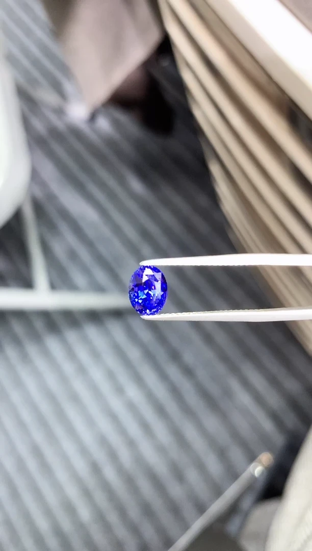 裸石蓝宝石s-56 2.14ct 送吉尔得