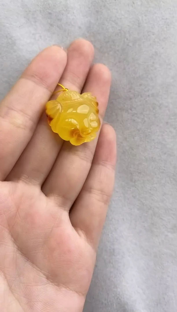 未镶嵌琥珀裸石10610087-吊坠