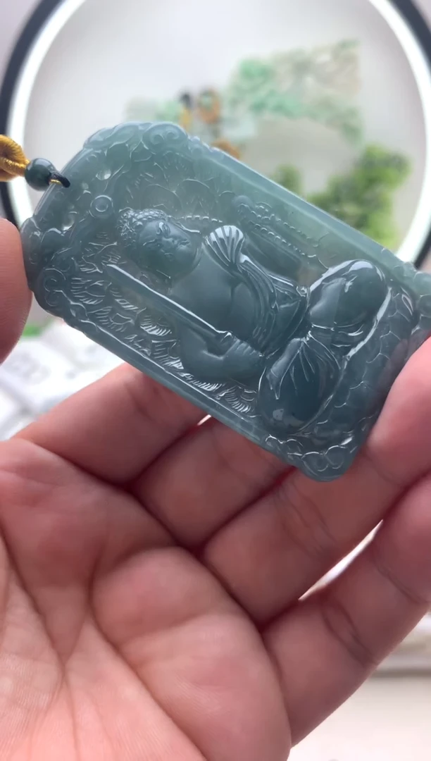 颈饰未镶嵌翡翠不动明王