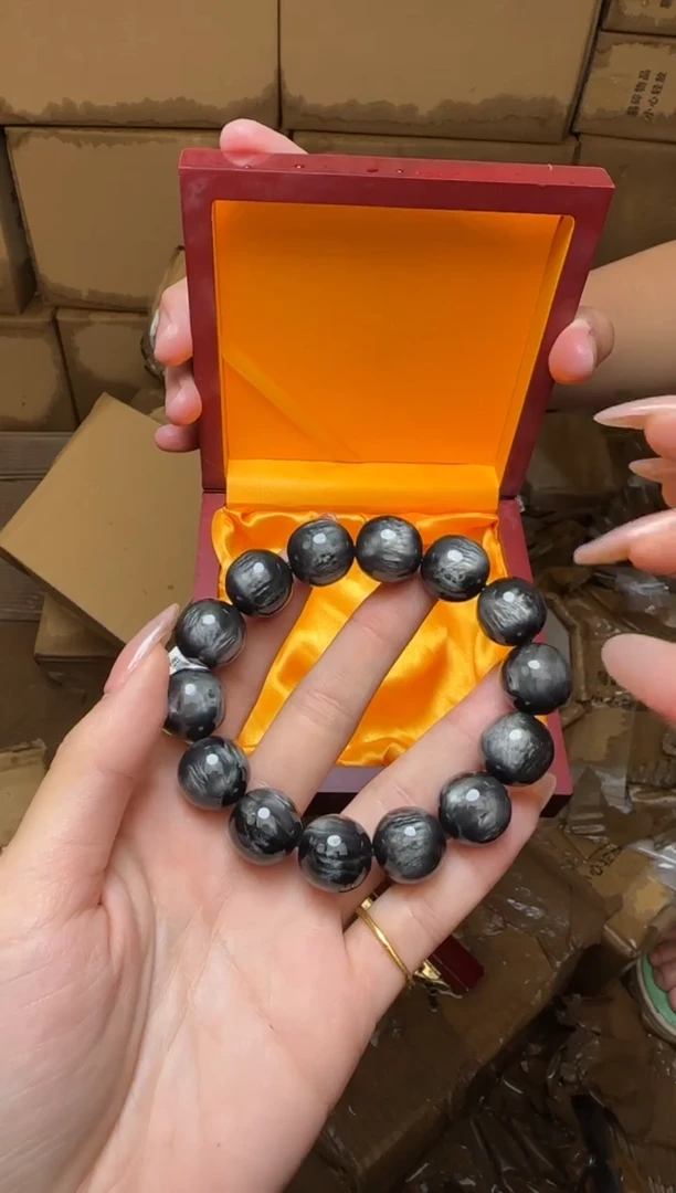 精美手串（无礼盒）