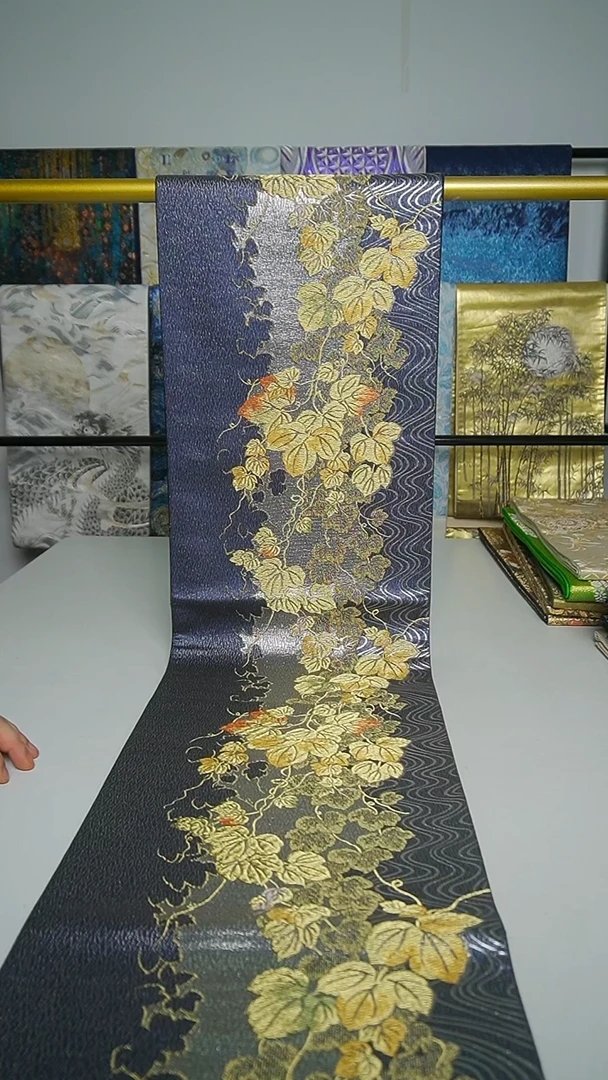 织绣织锦35葡萄叶